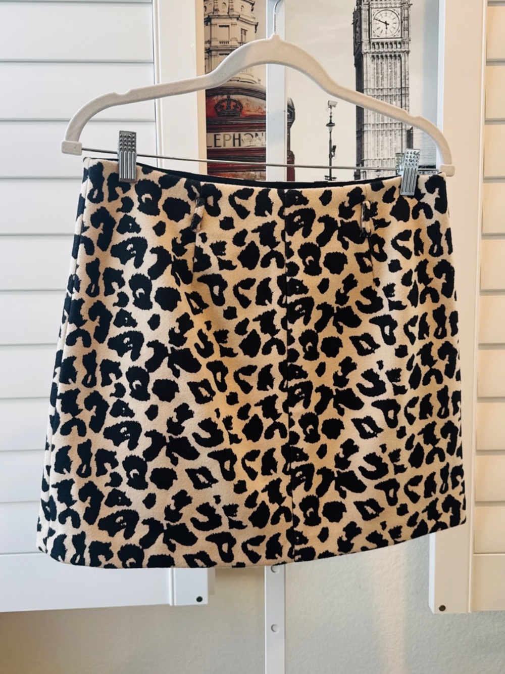 Beans. Size L. Leopard Print Mini Skirt in Black and Cream